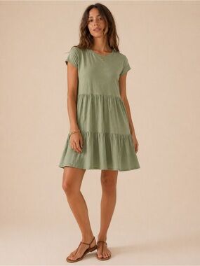 Gap 100% cotton Tiered Short-Sleeve Sage Green Dress